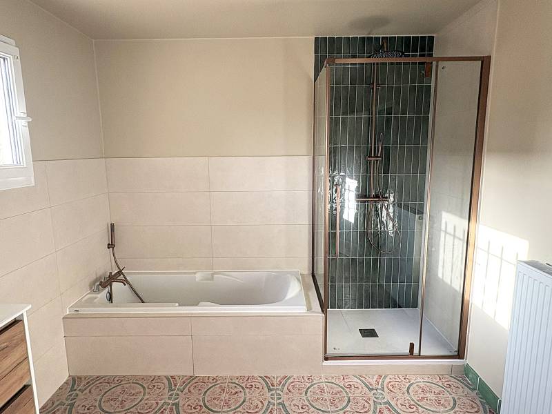 paroi de douche bronze
