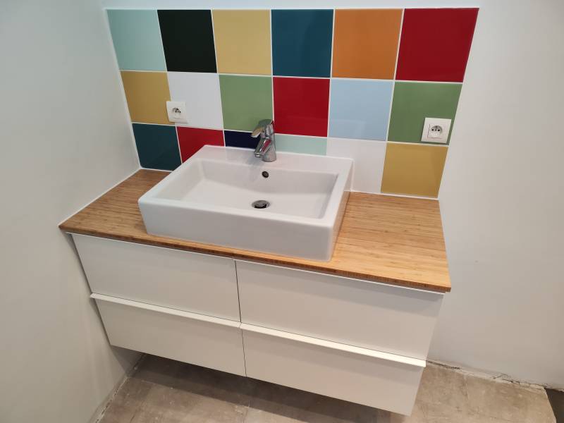 meuble vasque suspendu avec plan de travail bambous multi couleur Montpellier